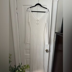 Chic White Long Sleeve Knit Dress